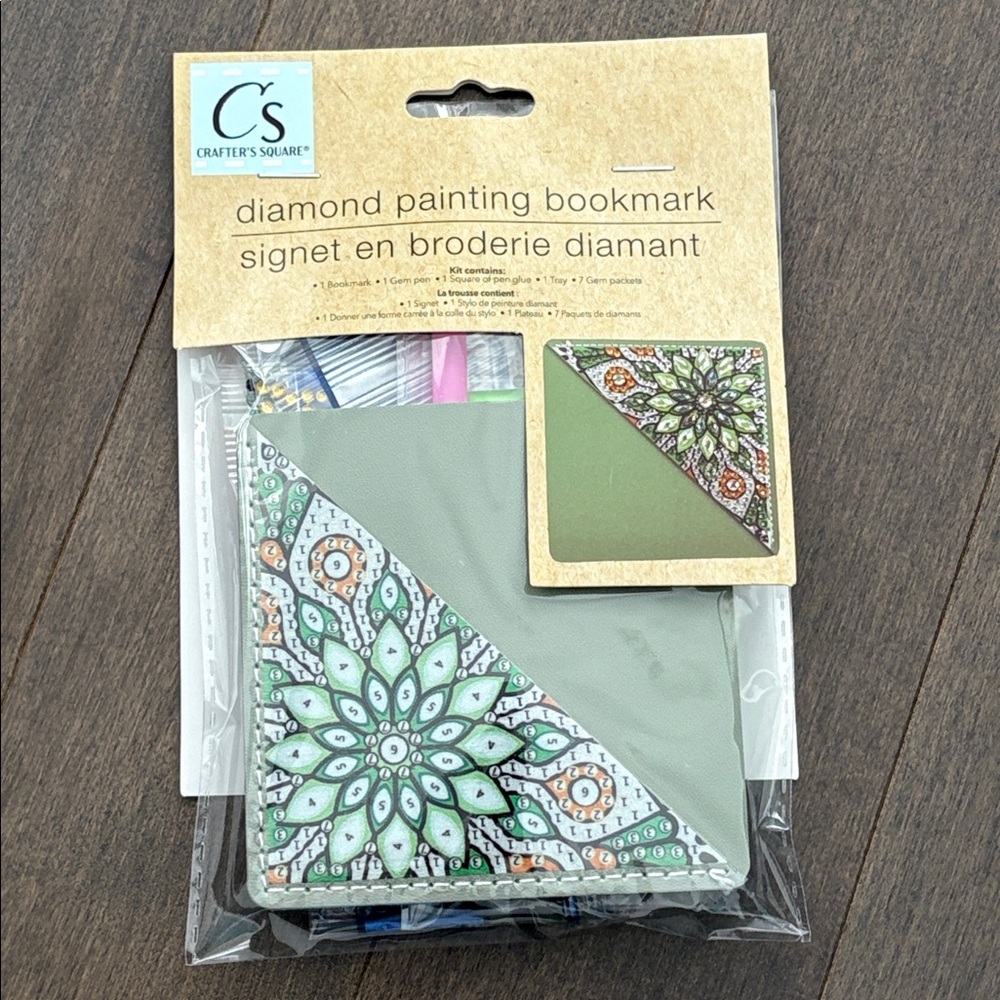 CRAFTER’S SQUARE Diamond Painting Bookmark, Stationery Decor Sparkle Gems DIY